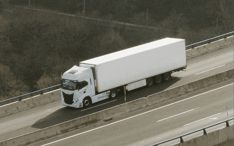 Semi tautliner pour transport hors gabarit Charmeil Peynier